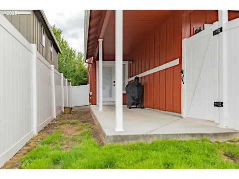 1106 SE 6th Street Battle Ground WA 98604