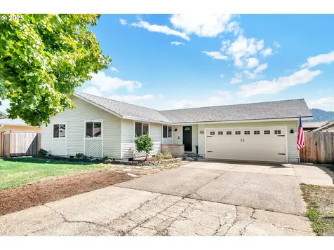 6781 F Street Springfield OR 97478