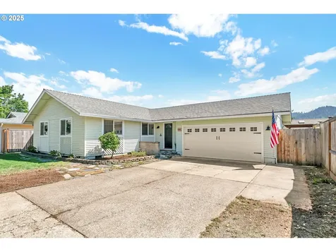 6781 F Street Springfield OR 97478