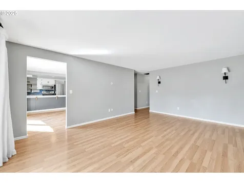 6781 F Street Springfield OR 97478