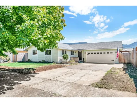 6781 F Street Springfield OR 97478