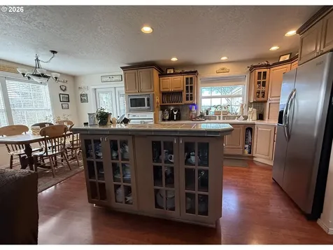 33174 Langmack Road Lebanon OR 97355