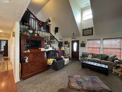 33174 Langmack Road Lebanon OR 97355
