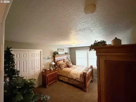 33174 Langmack Road Lebanon OR 97355