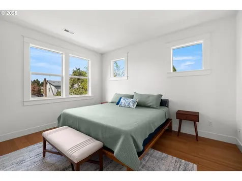6227 N Wilbur Avenue Portland OR 97217
