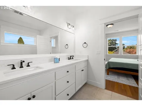 6227 N Wilbur Avenue Portland OR 97217