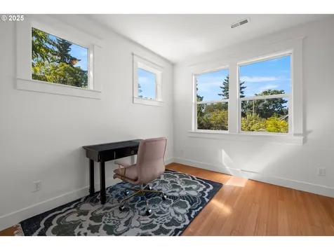 6227 N Wilbur Avenue Portland OR 97217
