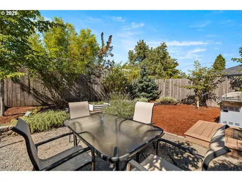 6227 N Wilbur Avenue Portland OR 97217