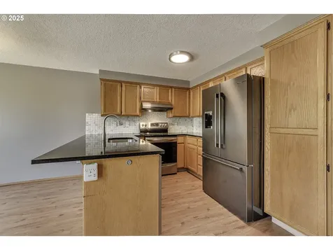 16541 NW Meadow Grass Court Beaverton OR 97006