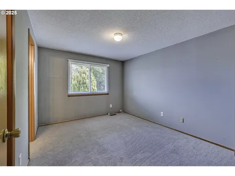 16541 NW Meadow Grass Court Beaverton OR 97006