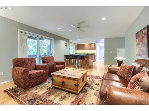 384 SE 58th Court Hillsboro OR 97123