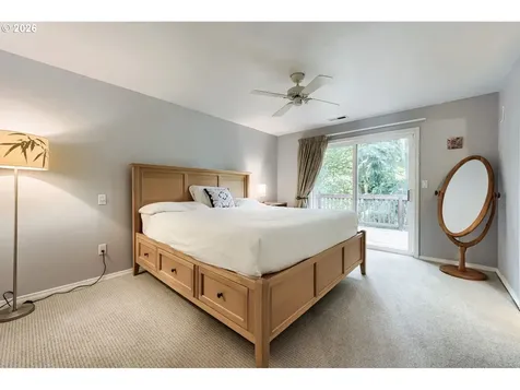 384 SE 58th Court Hillsboro OR 97123
