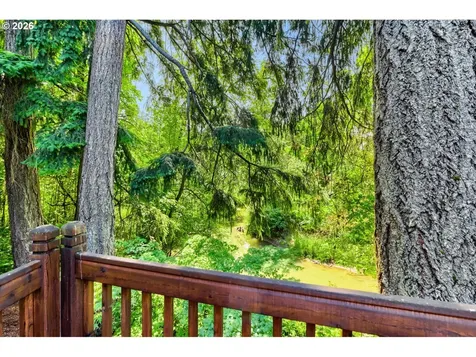 384 SE 58th Court Hillsboro OR 97123
