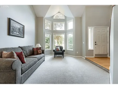 384 SE 58th Court Hillsboro OR 97123