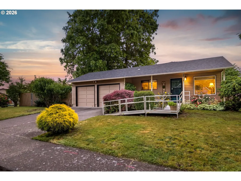 667 SE 5th Avenue Canby OR 97013