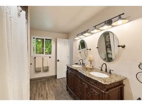 667 SE 5th Avenue Canby OR 97013