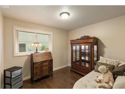667 SE 5th Avenue Canby OR 97013