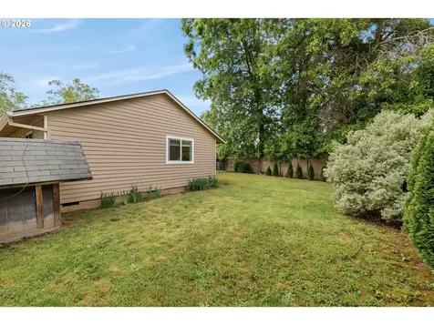 667 SE 5th Avenue Canby OR 97013