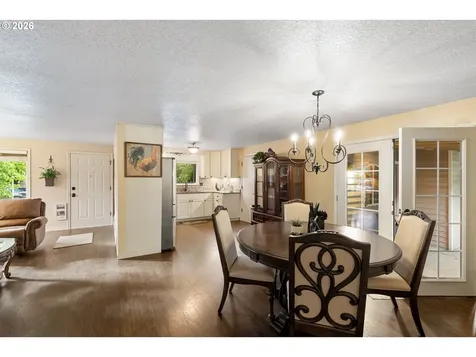 667 SE 5th Avenue Canby OR 97013