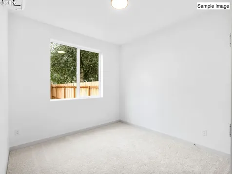 2476 SE Lincoln Street Portland OR 97214