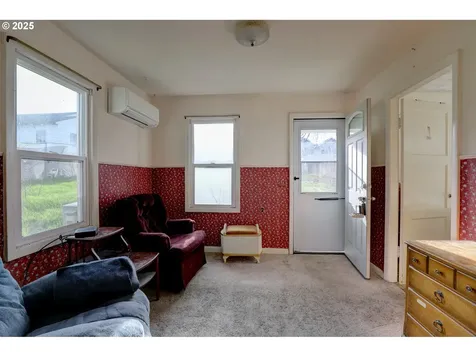 715 W 12th Street The Dalles OR 97058