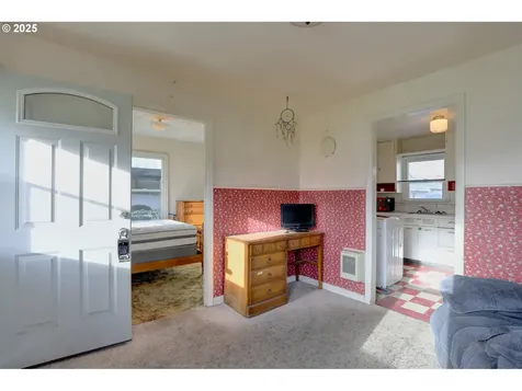 715 W 12th Street The Dalles OR 97058