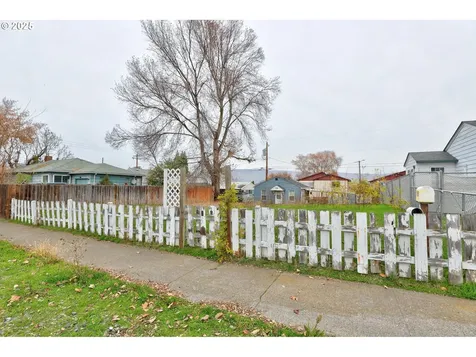 715 W 12th Street The Dalles OR 97058