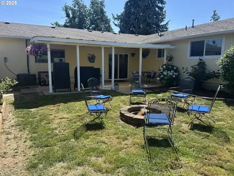 715 N 16th Street Cottage Grove OR 97424
