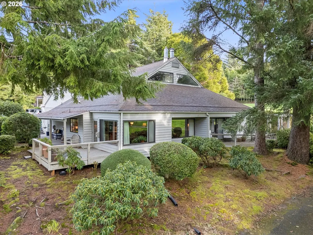 600 Island Drive Gleneden Beach OR 97388