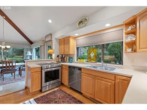 600 Island Drive Gleneden Beach OR 97388