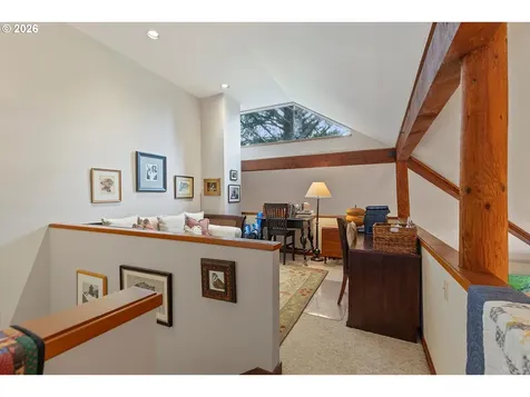 600 Island Drive Gleneden Beach OR 97388
