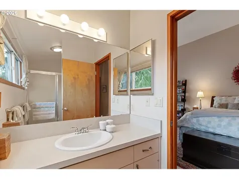 600 Island Drive Gleneden Beach OR 97388