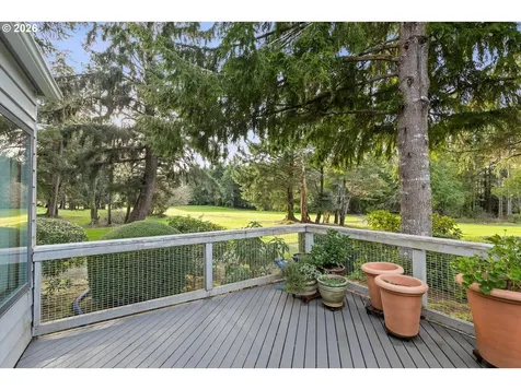 600 Island Drive Gleneden Beach OR 97388