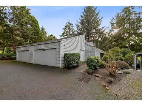 600 Island Drive Gleneden Beach OR 97388