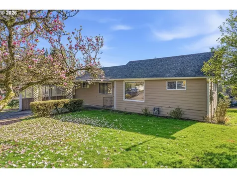 3323 Columbia Heights Road Longview WA 98632