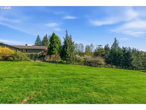 3323 Columbia Heights Road Longview WA 98632