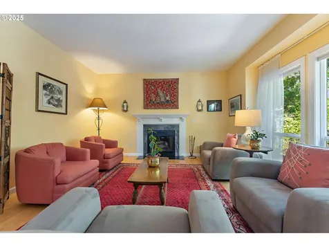 4844 SW 45th Avenue Portland OR 97221