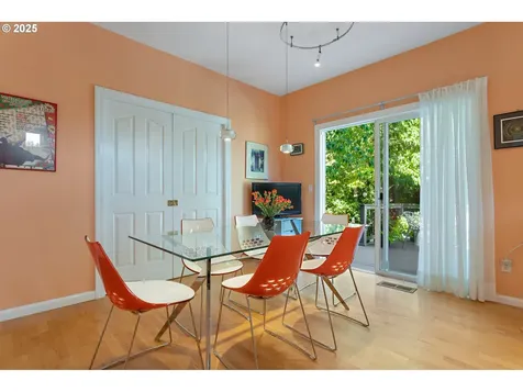 4844 SW 45th Avenue Portland OR 97221