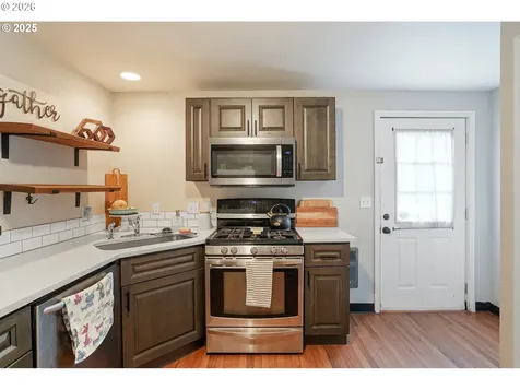 836 Eldin Avenue Salem OR 97317