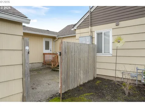 836 Eldin Avenue Salem OR 97317