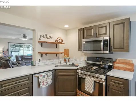 836 Eldin Avenue Salem OR 97317