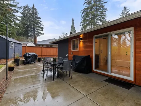 8385 SW Carmel Court Portland OR 97223