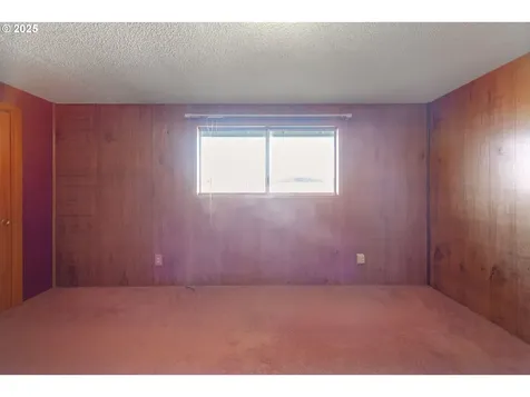 125 Holly Court Reedsport OR 97467