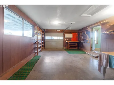 125 Holly Court Reedsport OR 97467