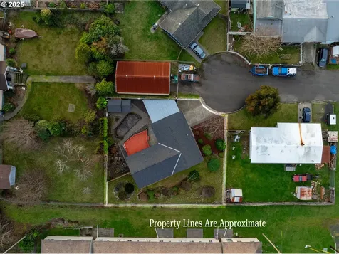 125 Holly Court Reedsport OR 97467