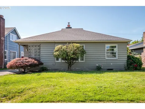 517 22nd Avenue Longview WA 98632