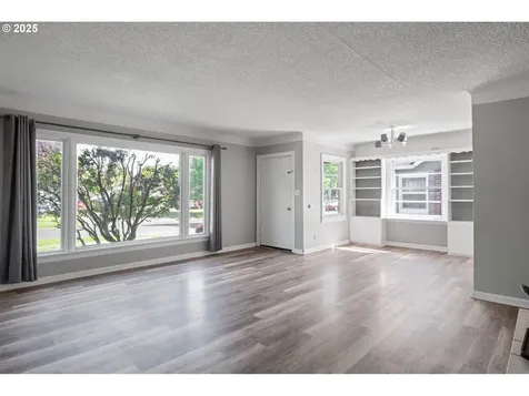 517 22nd Avenue Longview WA 98632