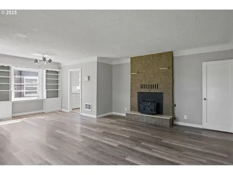 517 22nd Avenue Longview WA 98632