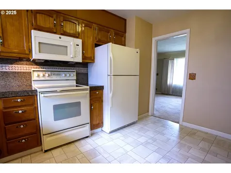 4715 SE Gladstone Street Portland OR 97206