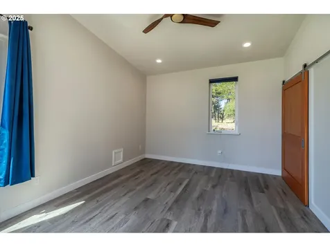760 Carter Street SW Bandon OR 97411